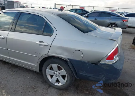 2008 Ford Fusion Se z USA, uszkodzony, nr VIN 3FAHP07Z18R137596
